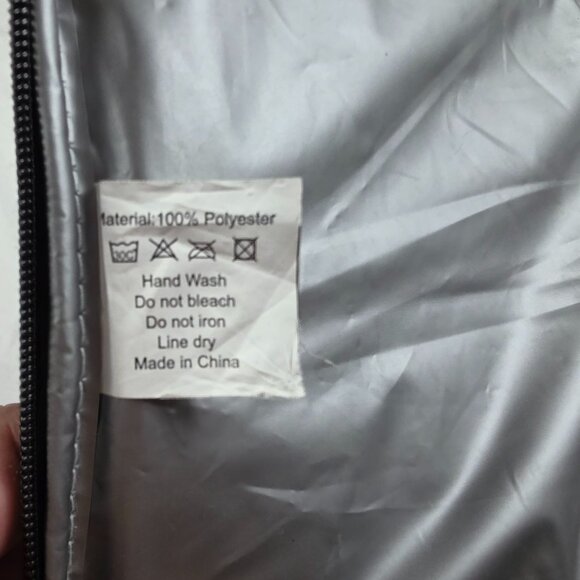 Bud Light Soft Sided Cooler Beverage Bag With Token Key Chain Beach Travel - Picture 7 of 8